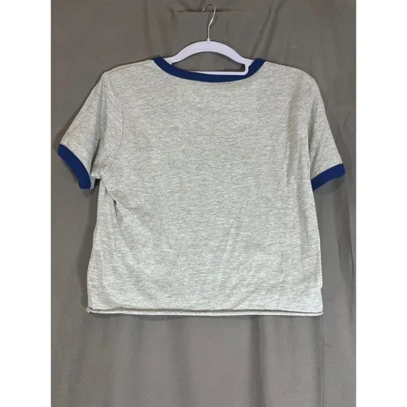 Yale University Ringer Tee Grey Navy Blue Cropped Graphic Shirt Large - Picture 2 of 4